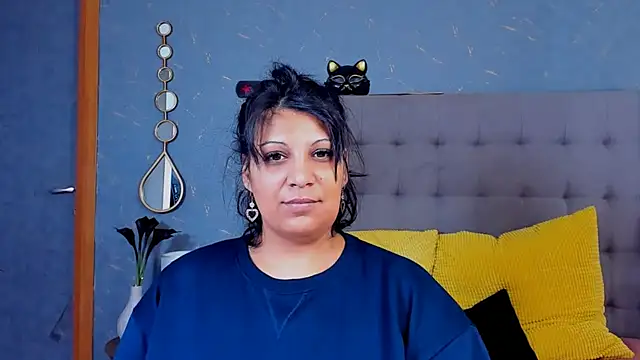 AmyCubes online show from March 9, 7:59 pm