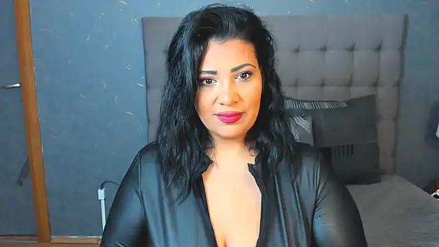 AmyCubes online show from October 4, 5:27 am