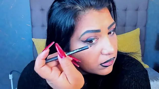 AmyCubes online show from November 21, 9:19 am