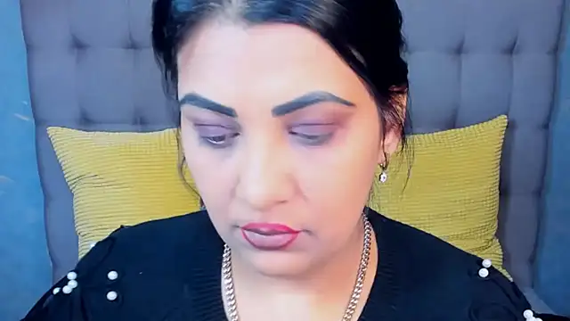 AmyCubes online show from November 26, 10:05 am