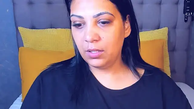 AmyCubes online show from April 19, 3:28 am