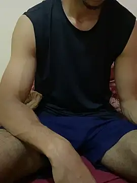 Snapshot of Young_arabe chatting on July 18, 2:05 am Young arabe online show from July 18, 2:05 am