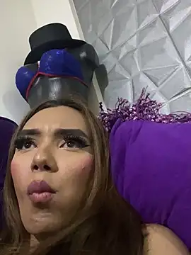 Nikol Rang   online show from March 11, 7:04 am