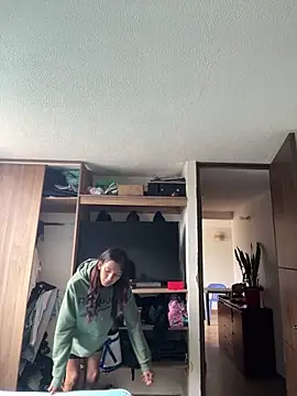 Nikol Rang   online show from November 19, 2:50 pm