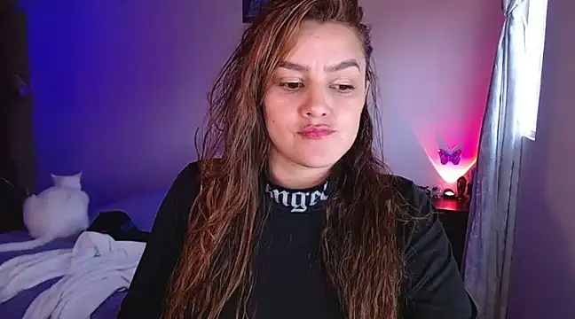 Lu perez online show from February 26, 10:53 pm