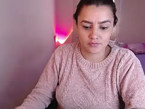 Lu perez online show from March 17, 4:33 pm