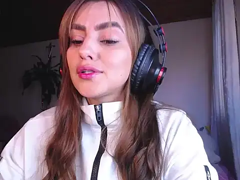 Lu perez online show from September 13, 10:42 pm