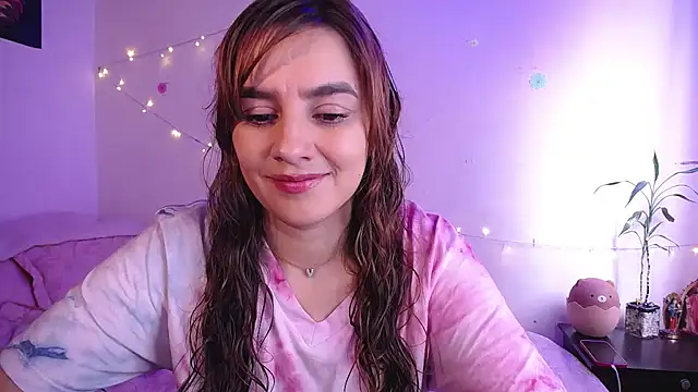 Lu perez online show from November 3, 5:14 pm