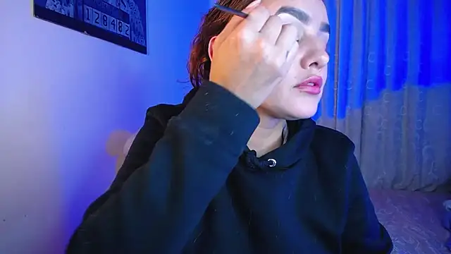 Lu perez online show from March 28, 11:26 pm