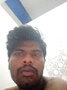 Snapshot of king8580 chatting on September 12, 11:59 pm king8580 online show from September 12, 11:59 pm