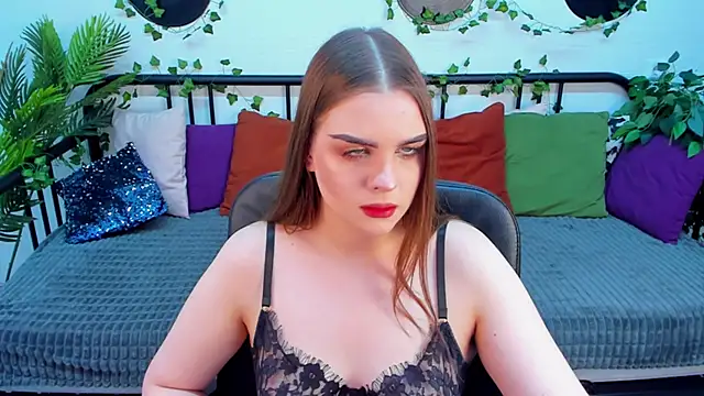 ErlineDashow online show from March 20, 5:25 pm