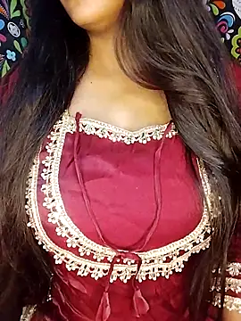 Sreya213 online show from March 14, 6:24 pm