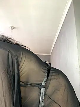 Snapshot of MayaPassion chatting on October 28, 6:50 am MayaPassion online show from October 28, 6:50 am