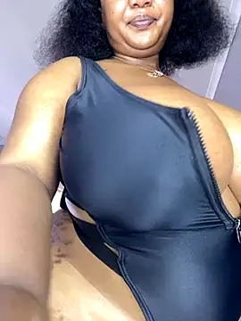 Snapshot of MayaPassion chatting on November 12, 7:31 am MayaPassion online show from November 12, 7:31 am