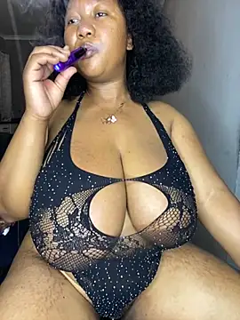 Snapshot of MayaPassion chatting on November 14, 6:50 pm MayaPassion online show from November 14, 6:50 pm