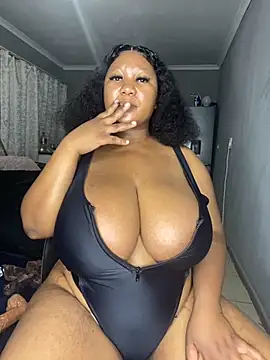 Snapshot of MayaPassion chatting on November 26, 7:37 pm MayaPassion online show from November 26, 7:37 pm