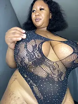 Snapshot of MayaPassion chatting on November 30, 7:07 pm MayaPassion online show from November 30, 7:07 pm