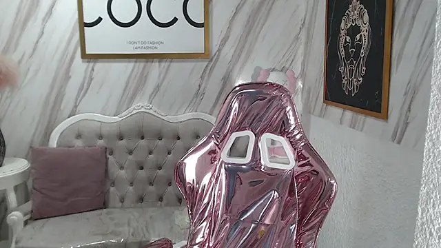 Violeth b online show from February 25, 12:45 pm