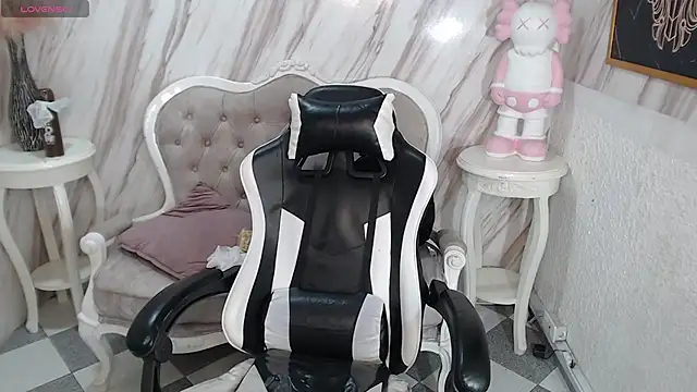 Violeth b online show from March 18, 12:36 pm