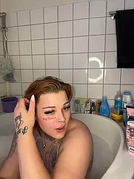 Snapshot of elina_may chatting on February 1, 12:59 pm elina may online show from February 1, 12:59 pm