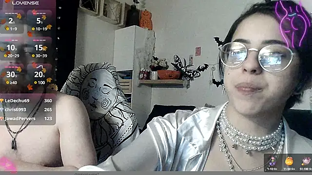 LisandreLaVenale online show from December 6, 3:08 am