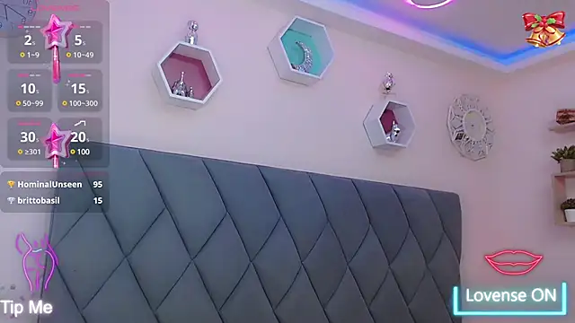 Snapshot of JessieAfrodita chatting on December 28, 8:16 am JessieAfrodita online show from December 28, 8:16 am