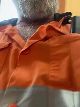 Snapshot of ausbod chatting on December 5, 7:17 pm ausbod online show from December 5, 7:17 pm