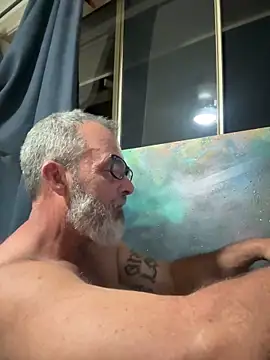 Snapshot of ausbod chatting on December 21, 11:22 am ausbod online show from December 21, 11:22 am