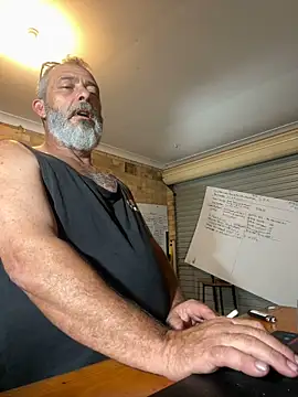 Snapshot of ausbod chatting on December 28, 6:08 pm ausbod online show from December 28, 6:08 pm