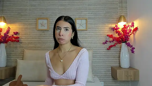 Snapshot of IssabellaLopez chatting on September 30, 11:48 am IssabellaLopez online show from September 30, 11:48 am