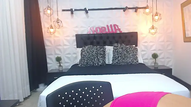 Alison Wiley online show from January 11, 11:34 am