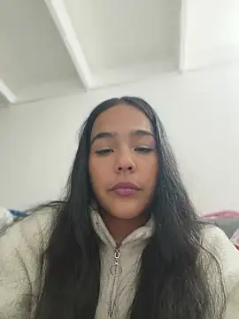 SweetFortuner online show from April 25, 5:32 am