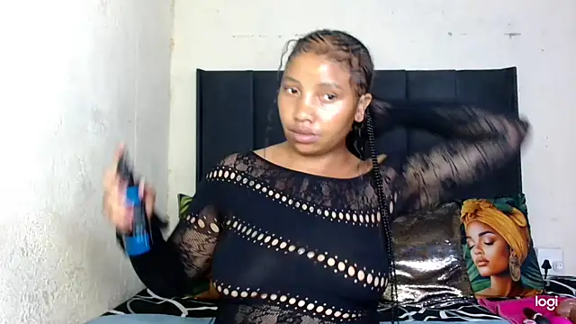Snapshot of quenliyasa chatting on April 25, 11:13 am quenliyasa online show from April 25, 11:13 am