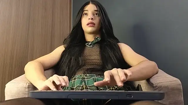 Scarlett is here online show from March 2, 1:08 am