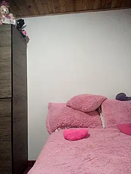 Snapshot of Tanishe_Q chatting on December 7, 5:59 am Tanishe Q online show from December 7, 5:59 am