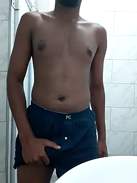 Snapshot of LoamlessCentime chatting on March 15, 4:18 am LoamlessCentime online show from March 15, 4:18 am