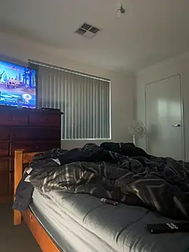 aus guy93 online show from May 12, 9:28 am