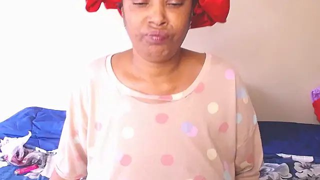 2Sweetysmile online show from October 2, 10:33 am