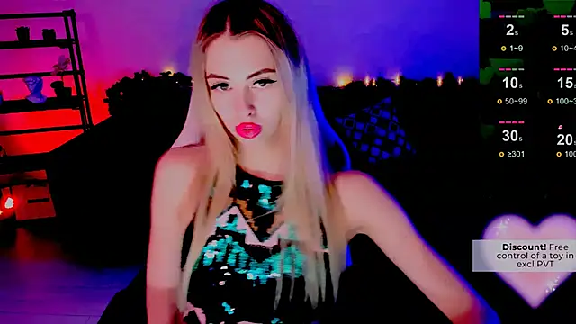 Emilia Klar online show from January 13, 6:05 pm