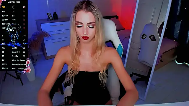 Emilia Klar online show from September 12, 3:12 pm