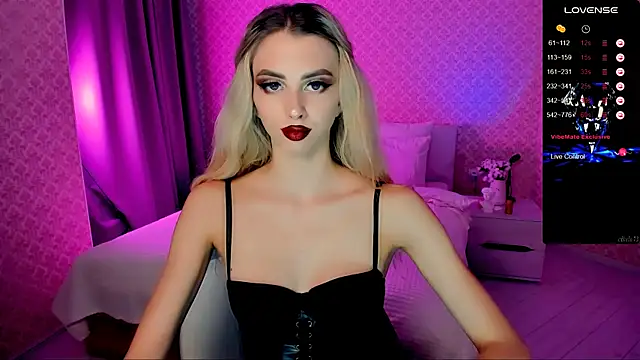 Emilia Klar online show from September 24, 8:06 am