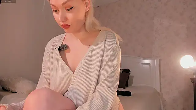 Allena moan online show from April 26, 12:03 pm