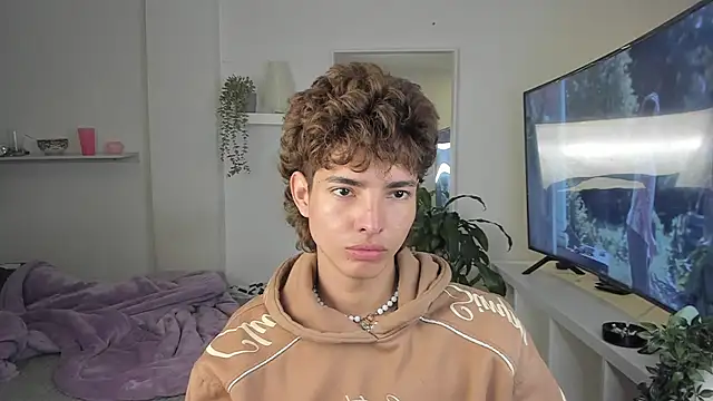 santy-kitty online show from November 22, 4:00 am