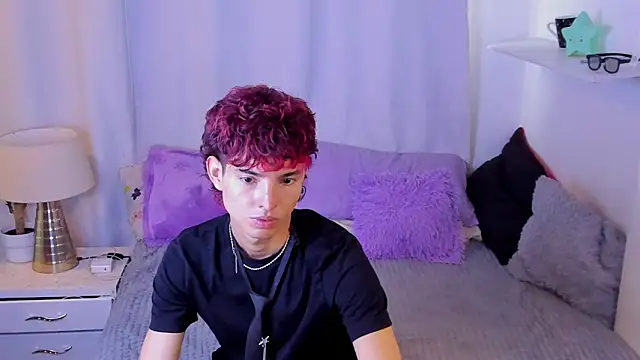 santy-kitty online show from April 25, 10:40 pm