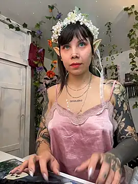 EemaHaruki online show from October 31, 6:42 pm