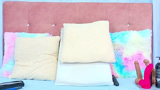 AlliciaKim online show from December 15, 7:29 pm