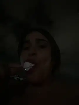 perlita05 online show from January 16, 1:20 am