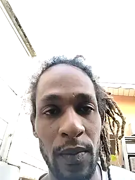 Snapshot of gwadaa9 chatting on December 9, 11:47 am gwadaa9 online show from December 9, 11:47 am