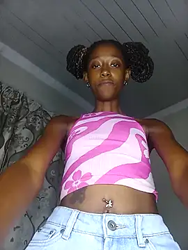 Snapshot of 02Boitybaby chatting on December 8, 4:28 pm 02Boitybaby online show from December 8, 4:28 pm