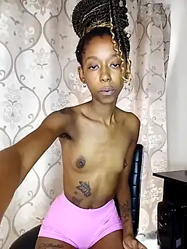 Snapshot of 02Boitybaby chatting on January 3, 7:38 am 02Boitybaby online show from January 3, 7:38 am